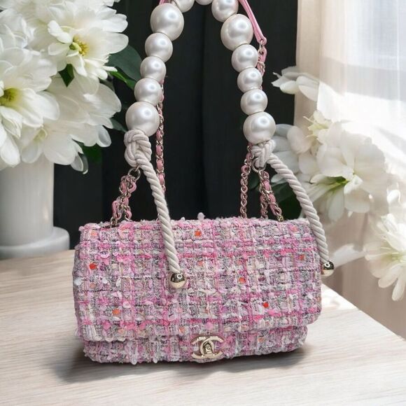 Chanel Pearl Tweed Medium Flap Bag - Picture 1 of 13